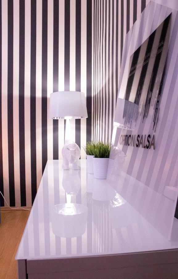 Como Design-Apartment Close To Isar River Area - Centrally Located Munique Exterior foto